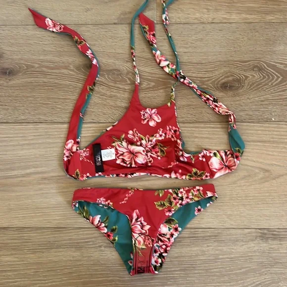 Beach Riot Swimsuit - Picture 4 of 6